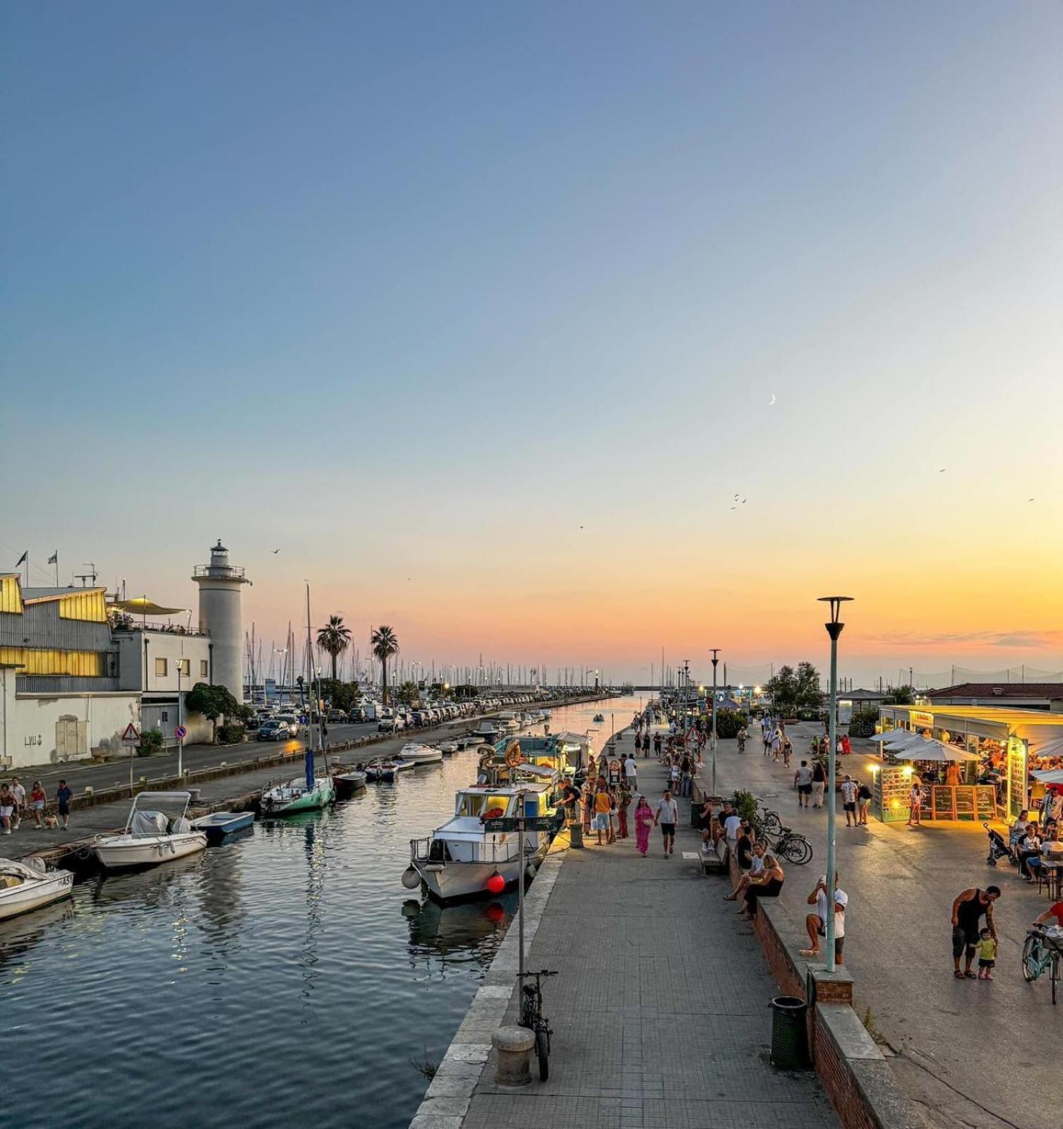 Appartamento Orizzonte Виареджо Экстерьер фото