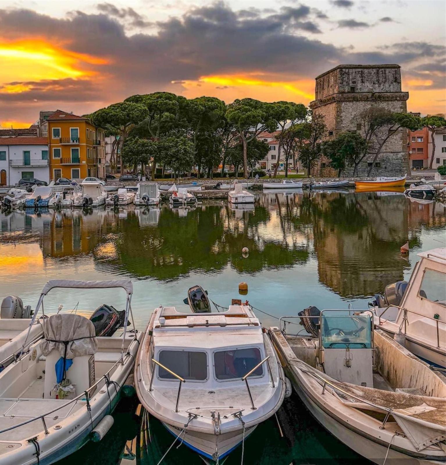 Appartamento Orizzonte Виареджо Экстерьер фото